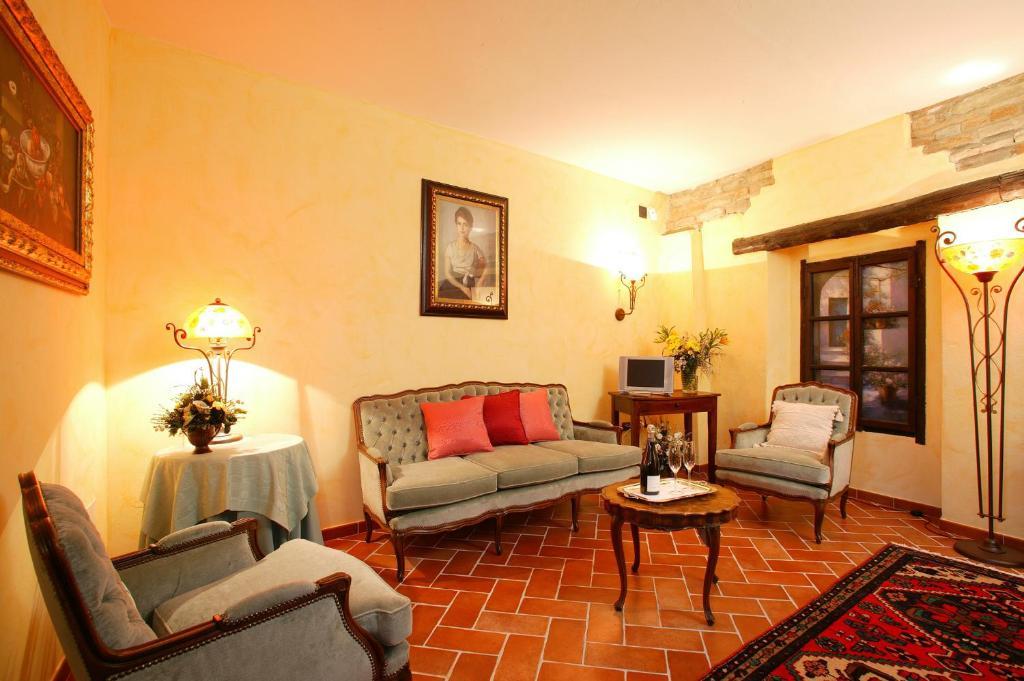 La Maragliana Apart otel Castel Rocchero Oda fotoğraf